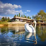 Prázdninový areál Etno Village Cardaci 4*