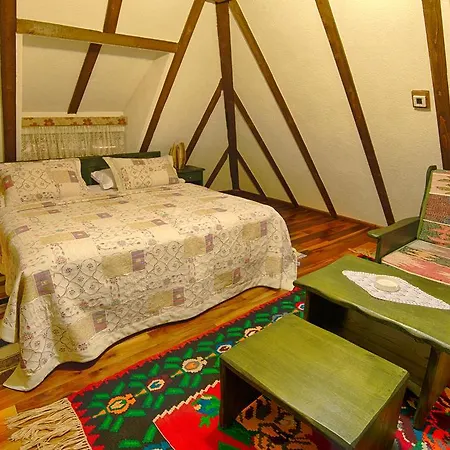 Holiday park Etno Village Cardaci 4*