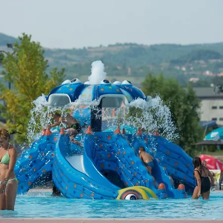 Etno Village Cardaci Ferienpark 4*