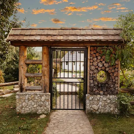 Etno Village Cardaci Vitez
