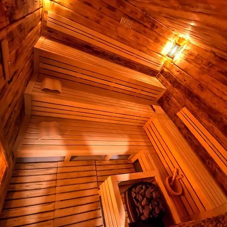 Etno Village Cardaci Vakantiepark 4*
