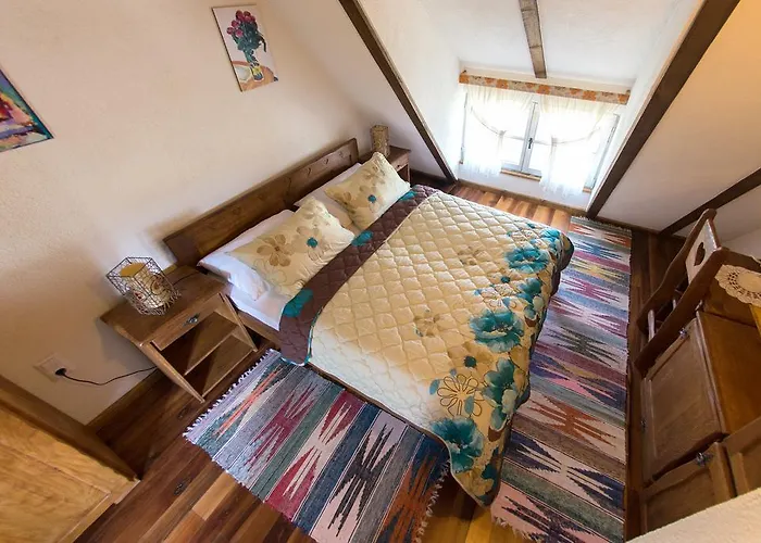 Etno Village Cardaci Holiday park Vitez